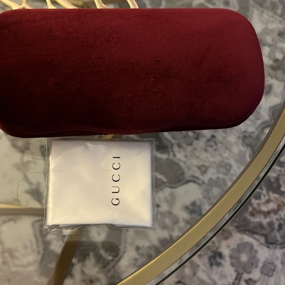 Brand new Gucci eye glass case - Picture 2 of 2